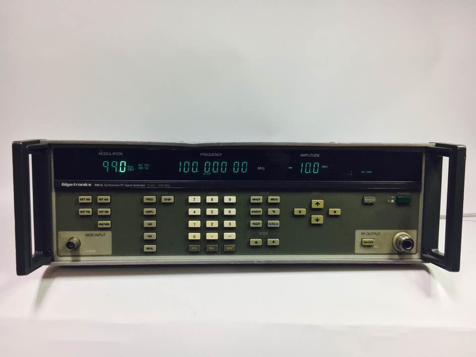 Fluke/Signal Generator/6061A