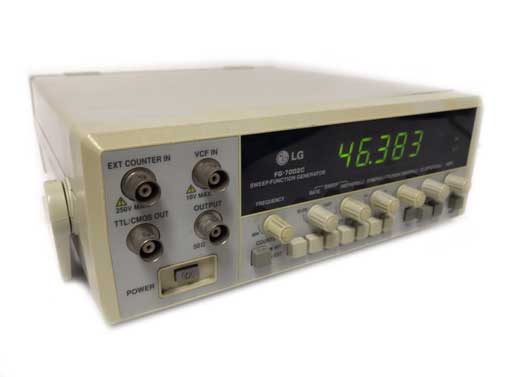 EZ/Function Generator/FG-7002C