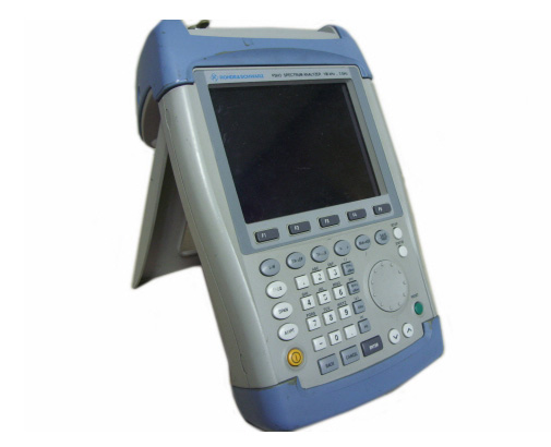 Rohde Schwarz/Spectrum Analyzer/FSH3