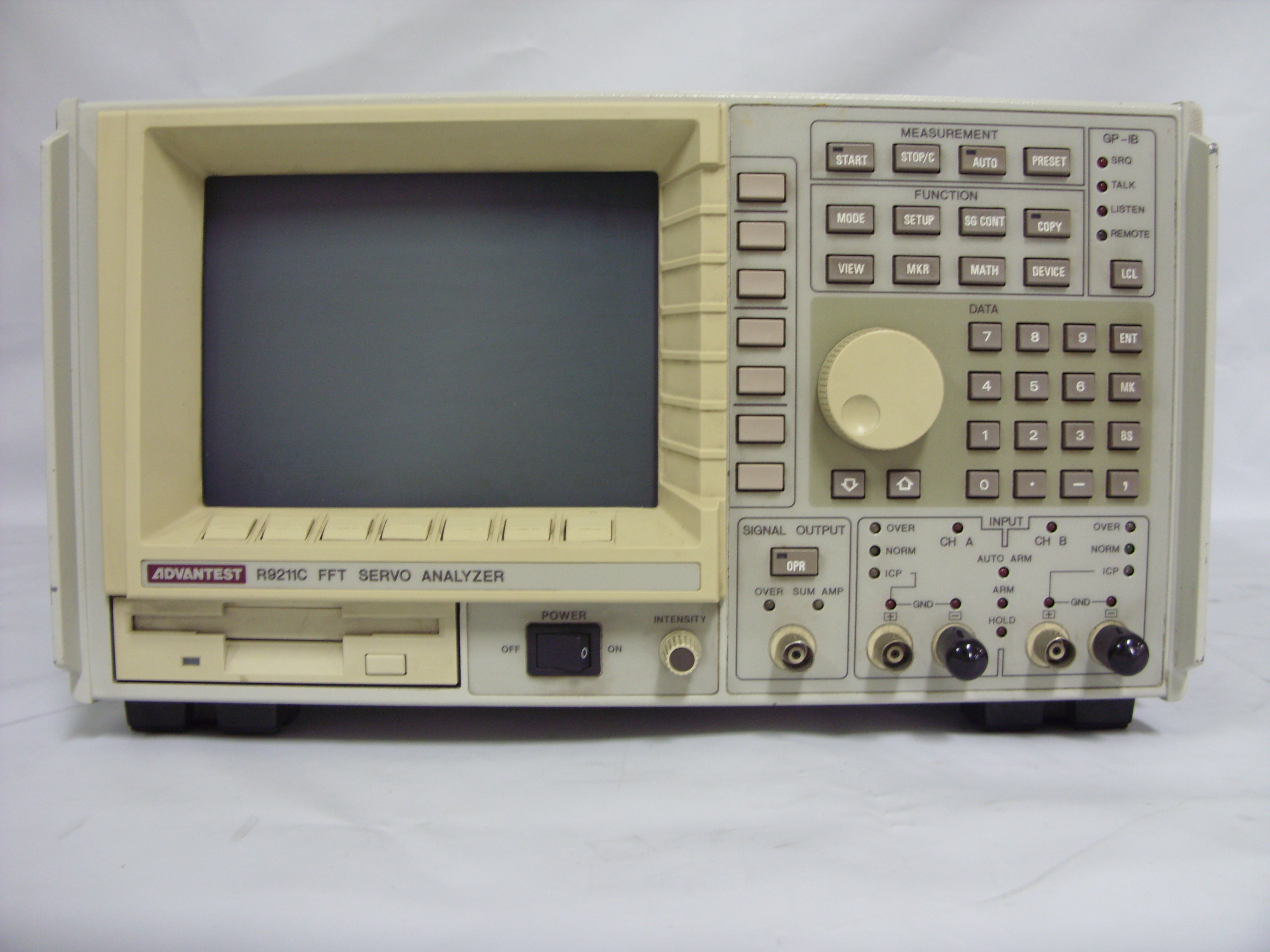 Advantest/Spectrum Analyzer/R9211C