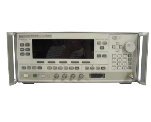 Agilent/HP/Synthesized Sweeper/83640B/001