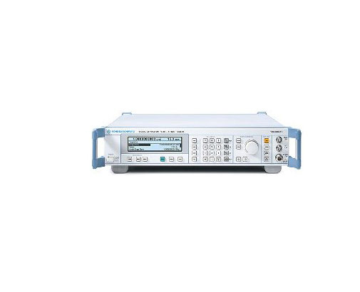 Rohde Schwarz/Signal Generator/SML